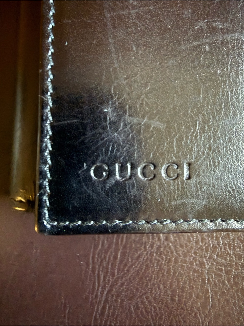 Gucci Compact Keyholder - Picture 2 of 7